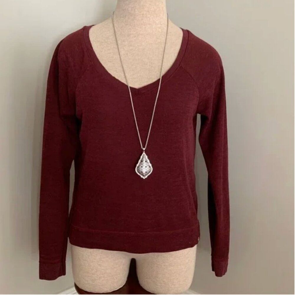 Abercrombie & Fitch Women's Maroon V-neck Sweater Long Sleeves Size Small